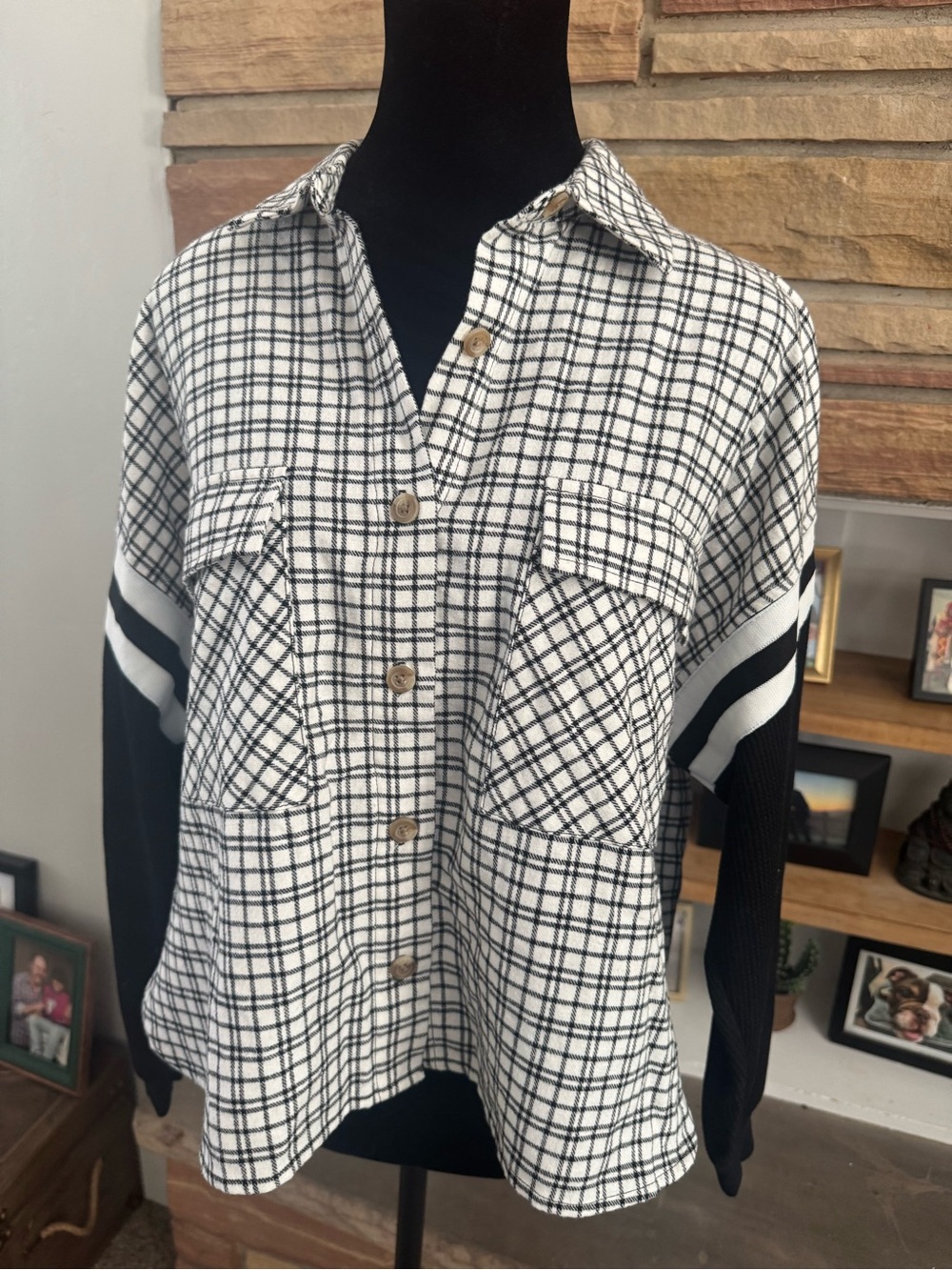Forever 21 Black & White Plaid Button-Down Shirt Jacket with Contrast Sleeves